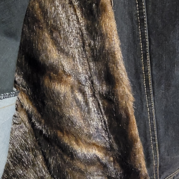 <DENNIS BASSO> Jean Jacket Faux Mink Trim & Removable/Reversible Faux Mink Vest - Picture 14 of 17